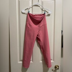 Old Navy Powerpress Extra High Rise Leggings (Capri, Size S, Pink)